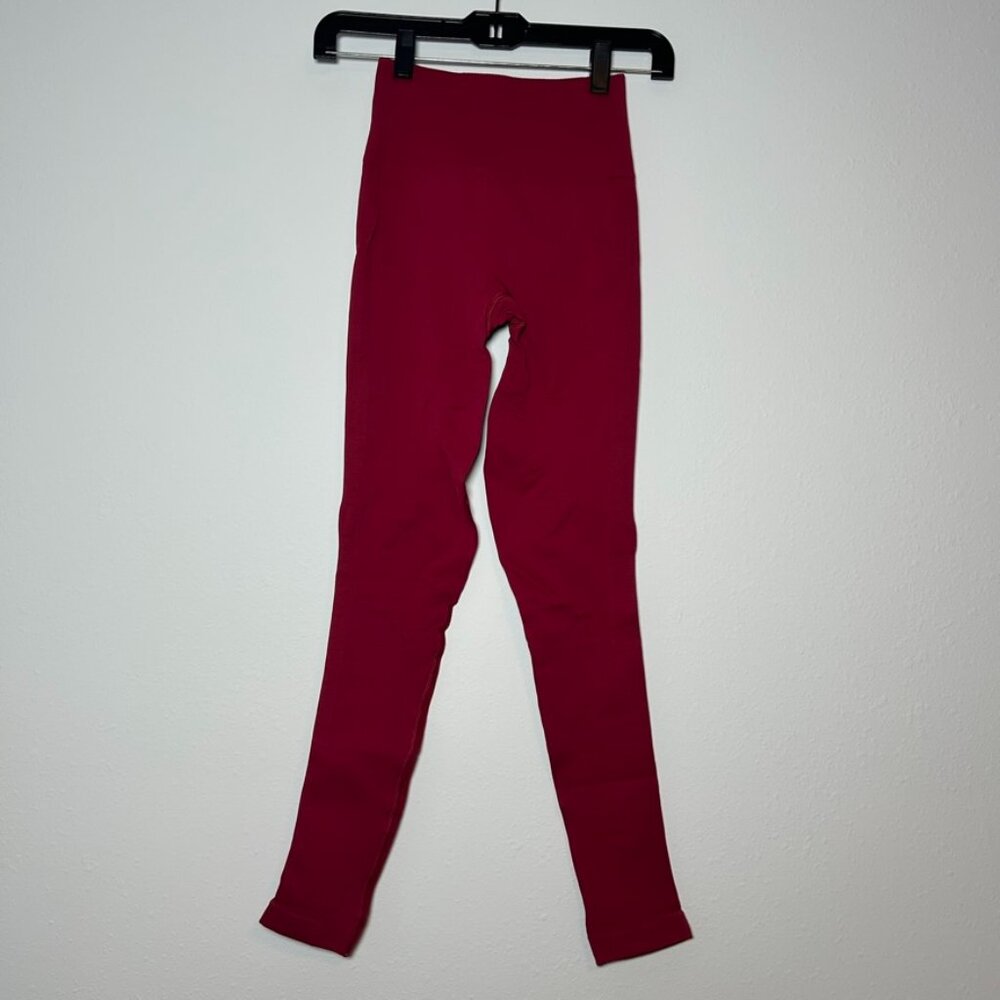Lululemon Flow & Go Tight Red Seamless‎ Active Ribbed High-Rise Leggings
